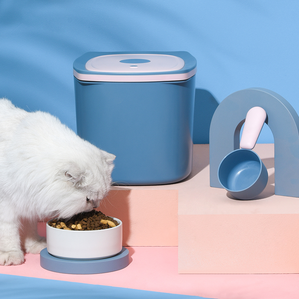 PAKEWAY Pet Food Storage - 12L-White & Gray - Image 2